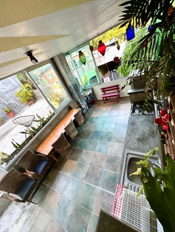 Surf N Roll House Hotel ซายูลิตา ภายนอก รูปภาพ